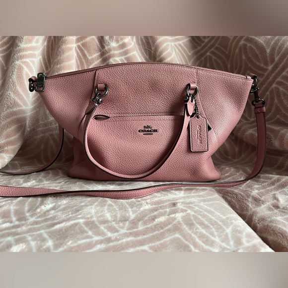 Coach Handbags - Beautiful coach purse for sale!